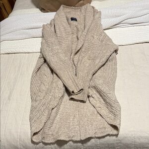 Abercrombie & Fitch Tan Cable Knit Cardigan